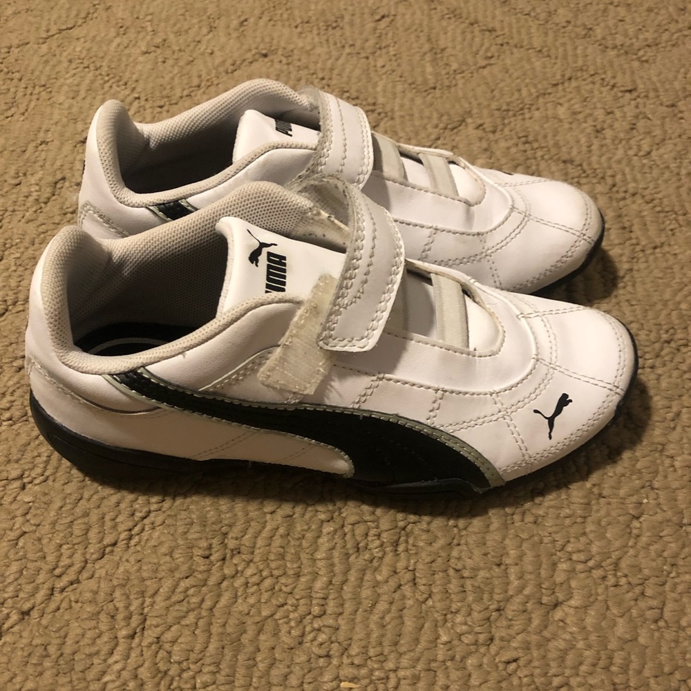 Puma Boys Shoes Sz 2